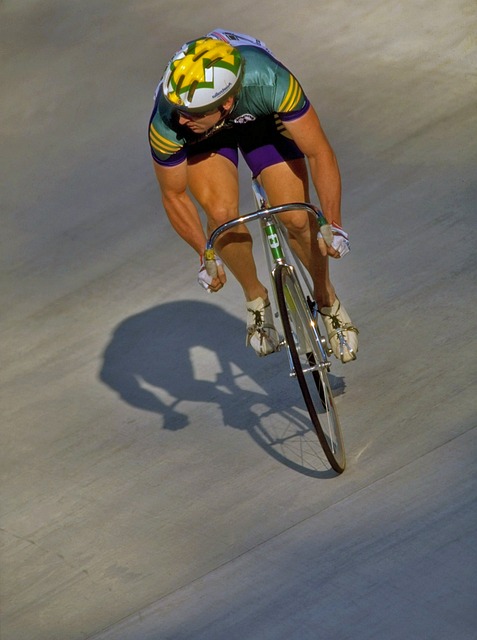 內一外的進 內一外的進